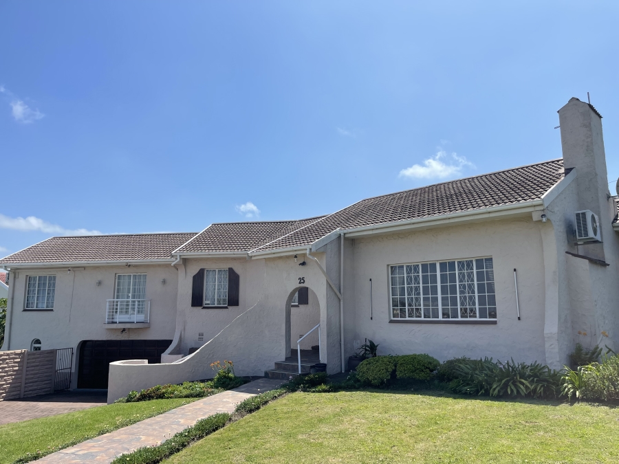 4 Bedroom Property for Sale in Braelyn Heights Eastern Cape